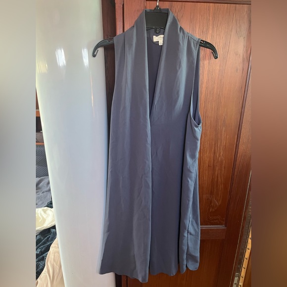 Aritzia Dresses & Skirts - Aritzia XS silk high neck cowl dress